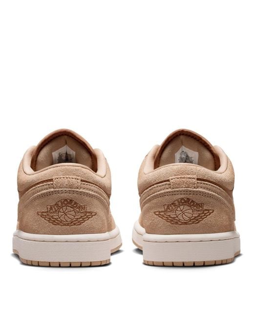 Nike Brown Low-Top Trainers