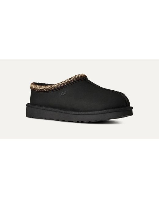 Ugg Black Round-Toe Flats