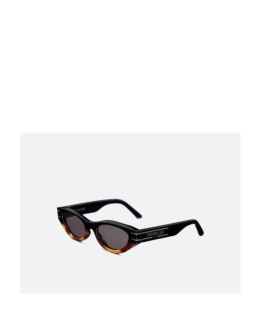 Dior White Signature B5I