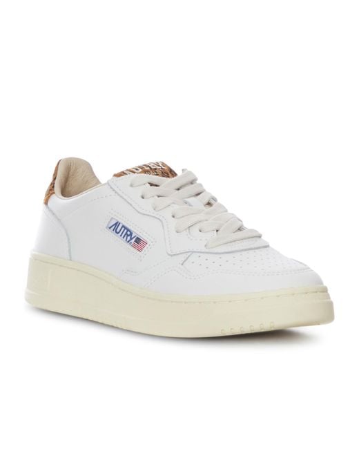 Autry White Medalist Low-Top Sneakers