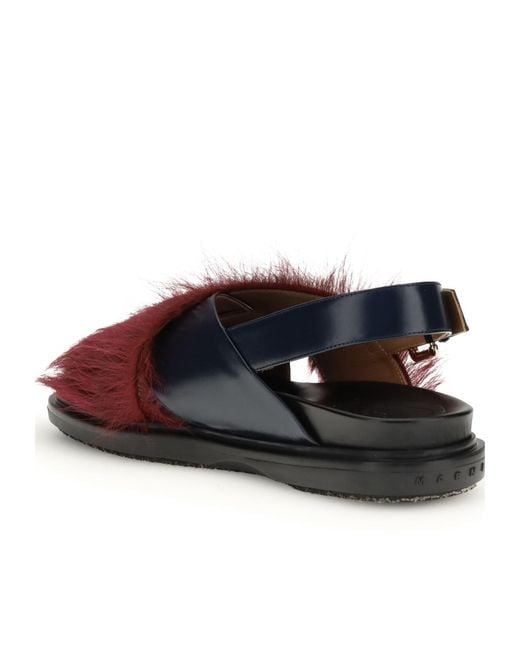 Marni Red Crossover Strap Fussbett Sandals