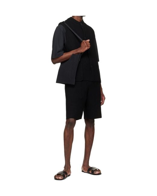 Homme Plissé Issey Miyake Black Crew Neck Knitted Vest for men