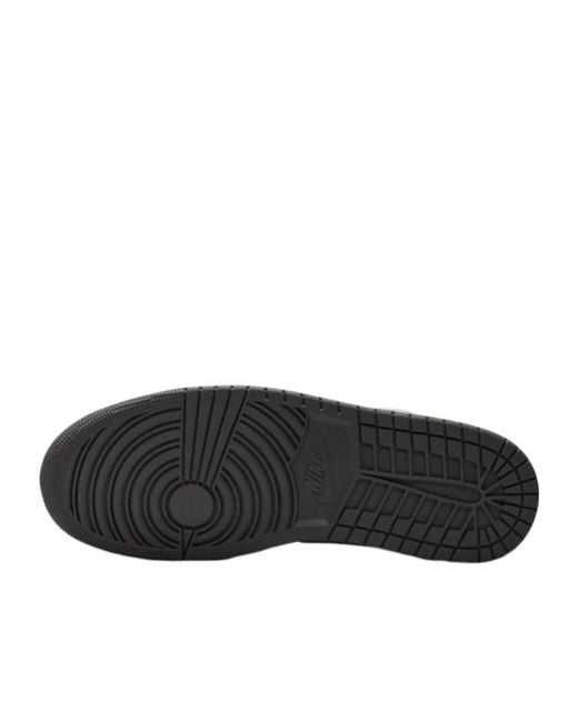 Nike Gray Low-Top Sneakers for men