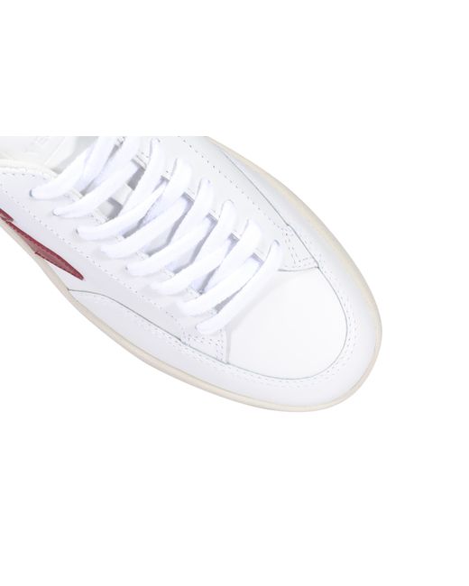 Veja White Logo Casual Sports Shoes for men