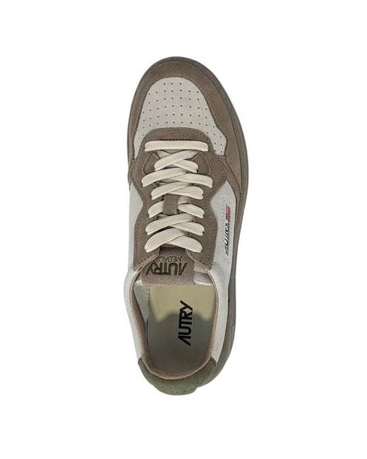 Autry Gray Medalist Logo Patch Low-Top Sneakers for men