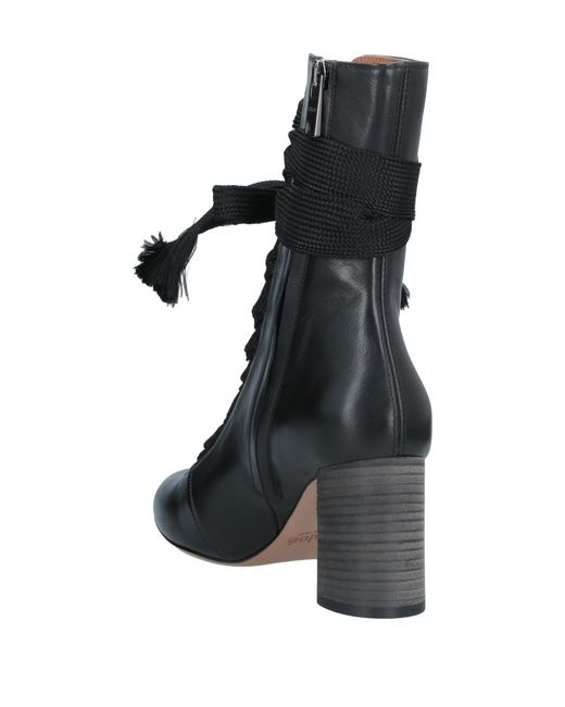 Chloé Black Fashionable Solid Color Round Toe Leather Boots