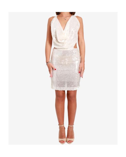 Amazuìn White Backless Dress With Laces