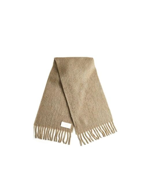 AMI Natural Logo-Patch Fringed-Edge Scarf for men
