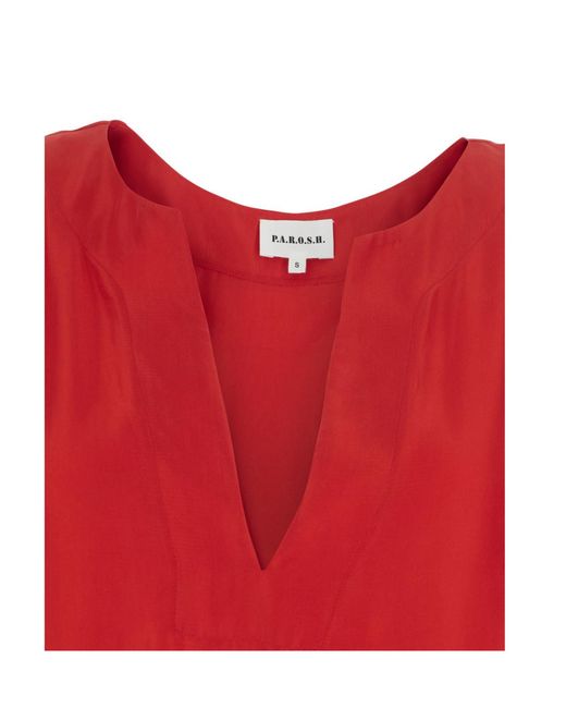 P.A.R.O.S.H. Red Caftan With V-Neck And Three-Quarter Sleeve