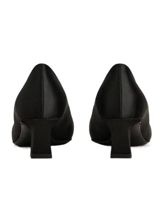 Roger Vivier Black Trompette Pumps
