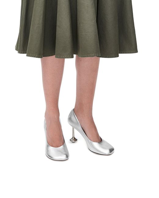 Loewe White Toy Pump