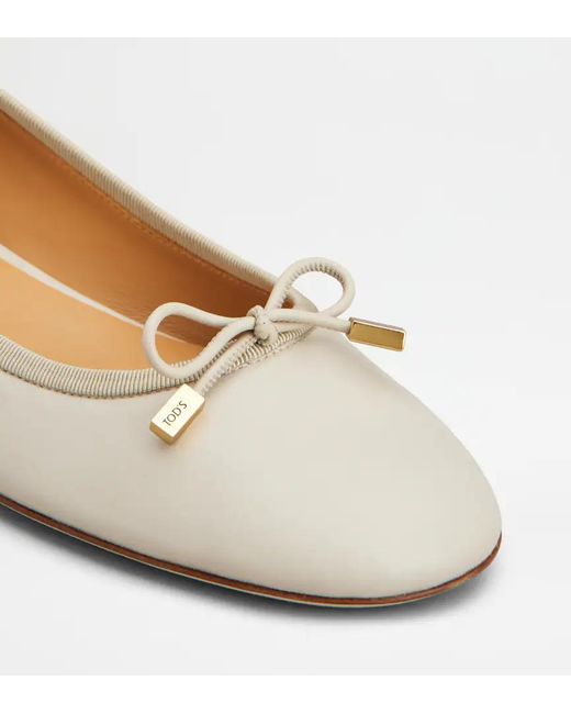 Tod's Natural Bow-Detail Ballet Flats