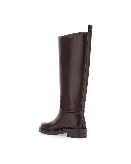 Stuart Weitzman Brown Round-Toed Boots