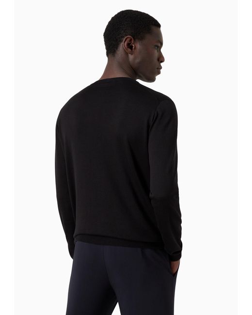 Giorgio Armani Black Crewneck Long-Sleeved Jumper for men