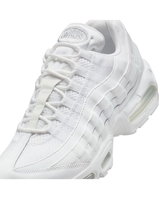 Nike White Retro Air-Cushioned Running Shoes for men