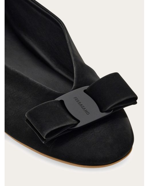 Ferragamo Black Ferragamo Bow-Detailed Ballerinas