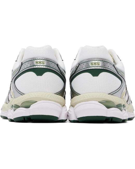 Asics White Gel Cumulus 16 Running Shoes for men