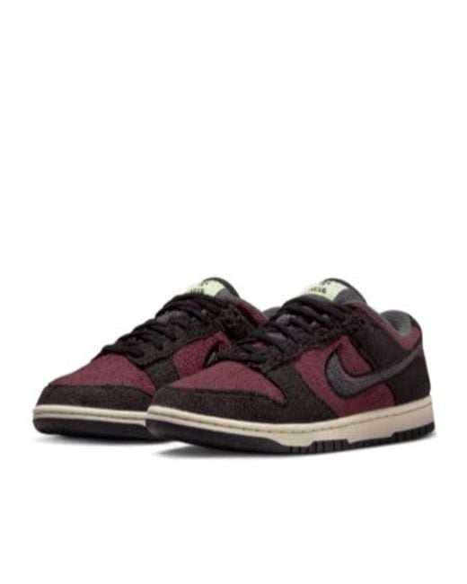 Nike Brown Dunk Low Sneakers
