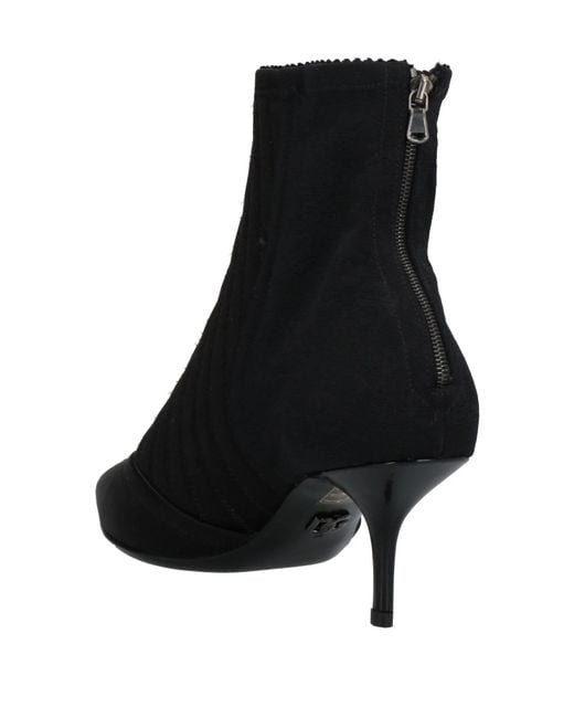 Dolce & Gabbana Black Solid Color Pointed-Toe Ankle Boots