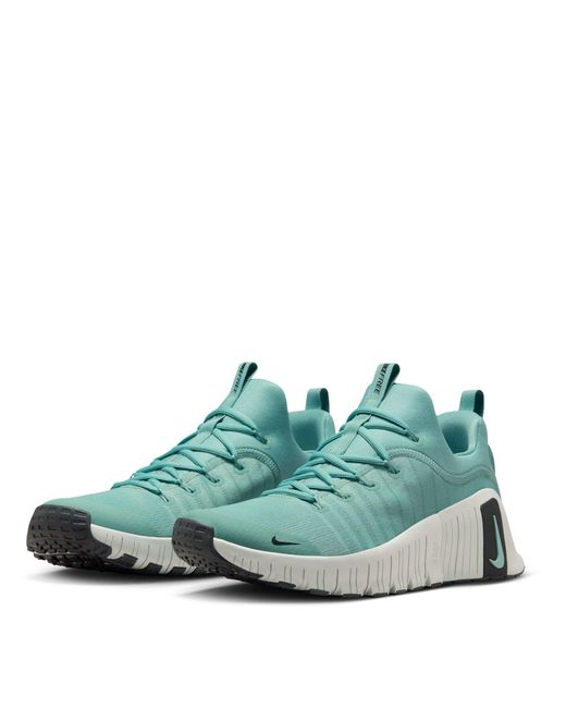 Nike Green Comfortable Training Shoes for men