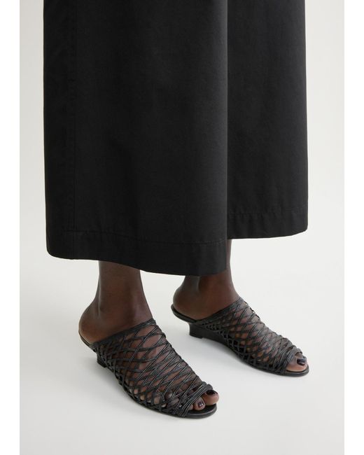 Totême Black Round-Toe Sandals