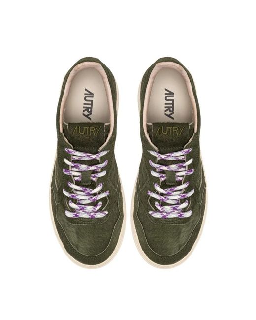 Autry Green Medalist Low-Top Sneakers