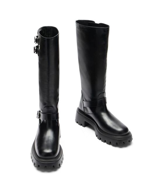Stuart Weitzman Black Round Head Boots