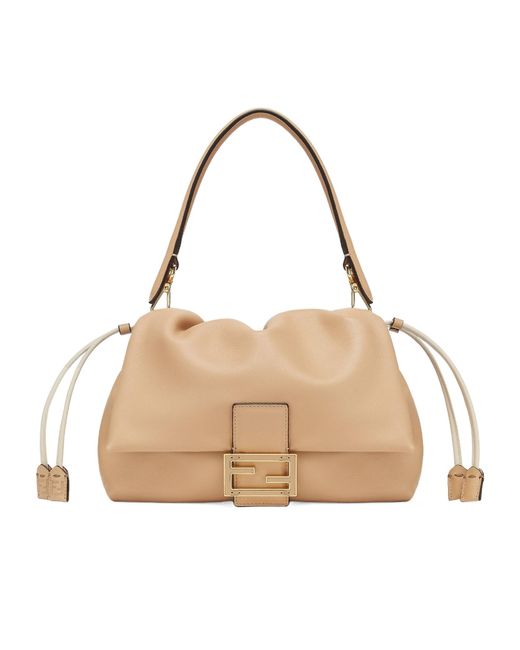Fendi Mamma Baguette Medium in Natural | Lyst