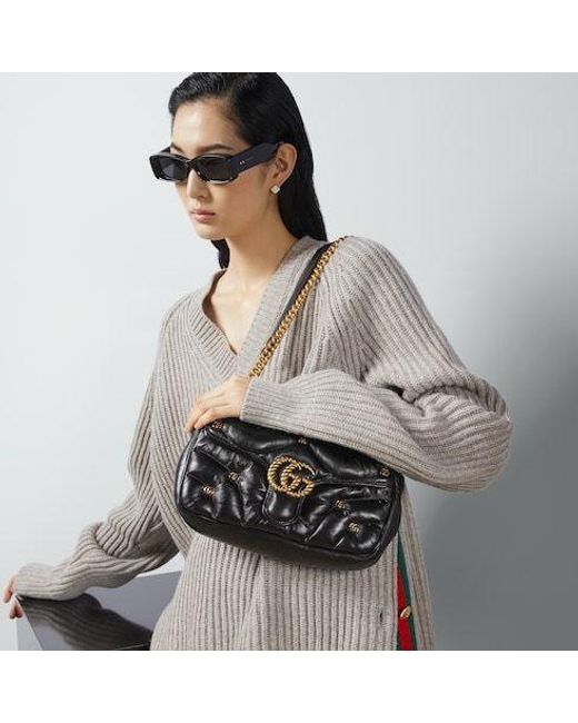 Gucci Black Gg Marmont Logo Plaque Small Shoulder Bag