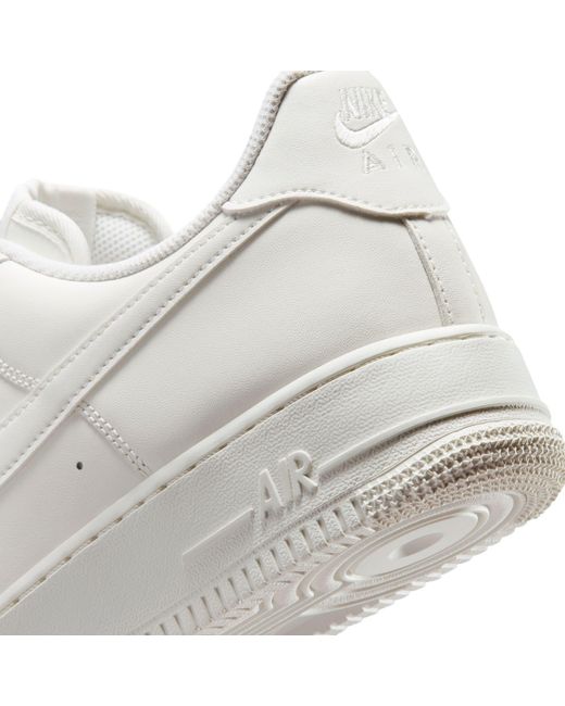 Nike White Solid Color Sneakers for men