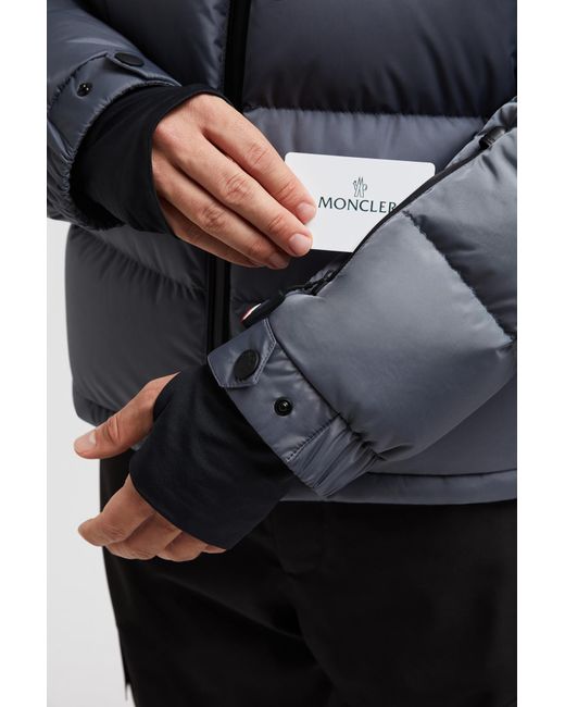 Moncler Gray Isorno Short Down Jacket for men