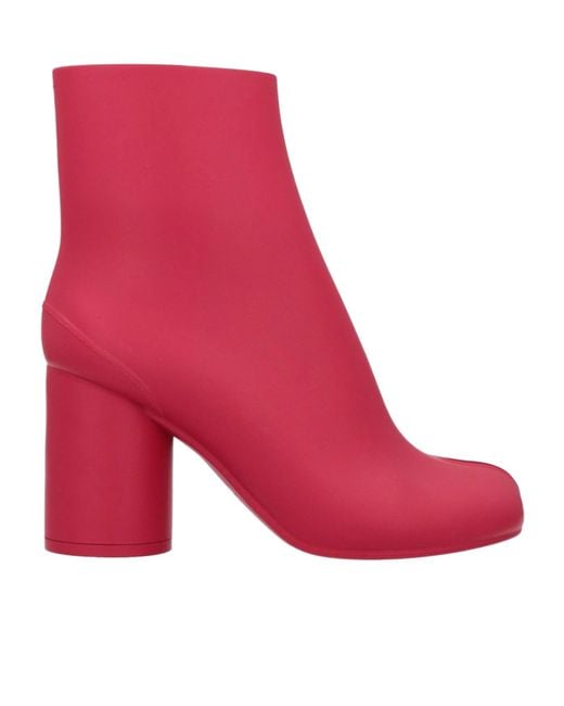Maison Margiela Red Solid Color Round-Toe Ankle Boots