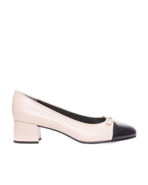 Tory Burch Natural Logo Plaque Round-Toe Pumps