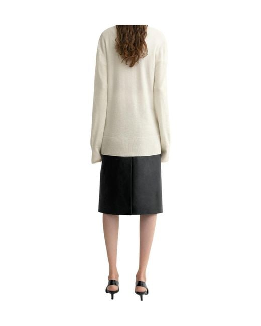 Totême White Totême V-Neck Knitted Jumper