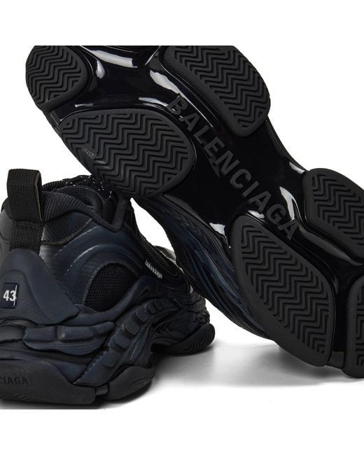 Balenciaga Black Thick-Soled Sports Shoes for men