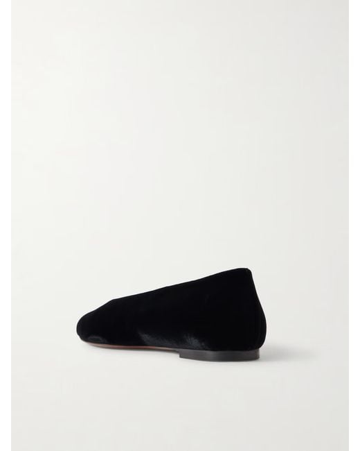 Neous Black Solid Velvet Ballet Flats