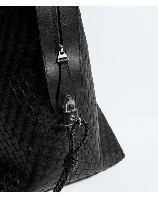Bottega Veneta Black Vaporetto Intrecciato Tote Bag for men