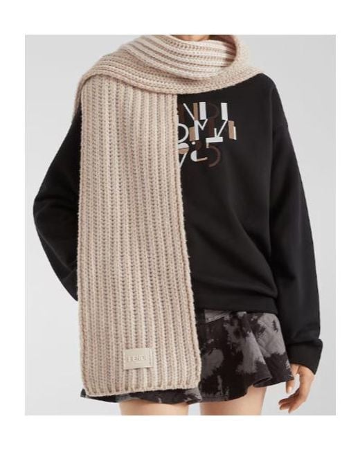 Fendi White Logo Patch 3D-Effect Herringbone Motif Scarf