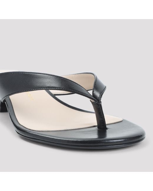 Stuart Weitzman White Round-Toe Flip-Flops High-Heeled Sandals