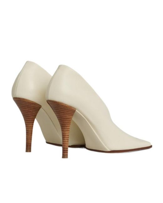 Alaïa White Alaïa Aubergine Soft Square Pumps