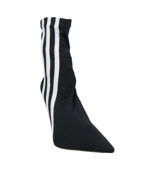 Balenciaga Black Solid Color Ankle Boots