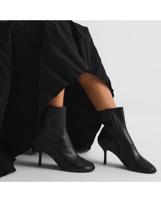 Balenciaga Black Solid Color Ankle Boots