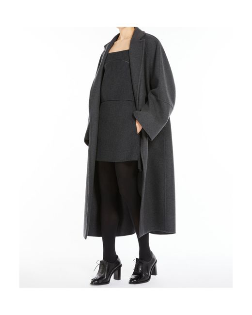 Max Mara Black V-Neck Long-Sleeved Coat