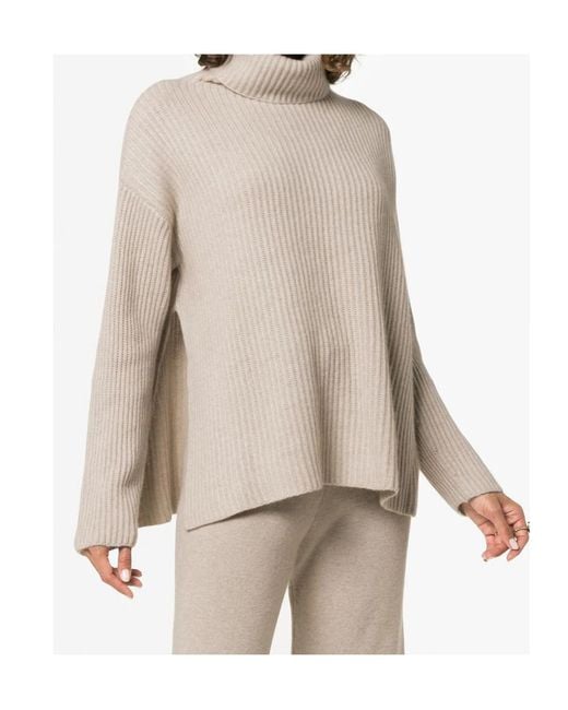 LeKasha White Turtleneck Sweater