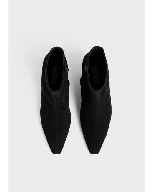 Totême  Black Totême Slim Ankle Kitten-Heel Boots