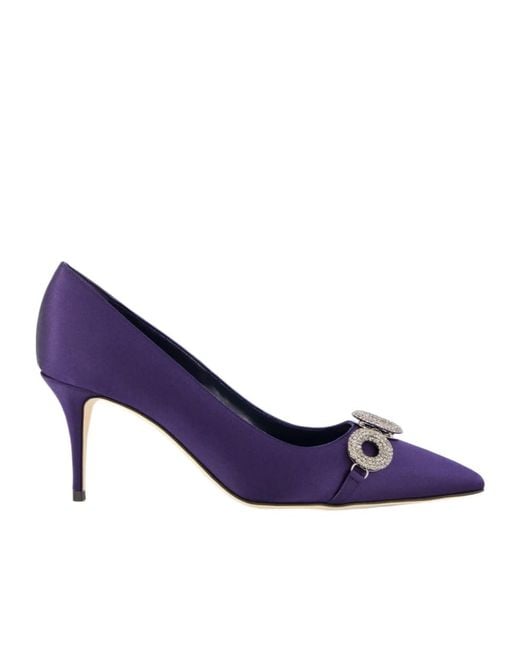 Manolo Blahnik Blue Pointed Toe High Heels