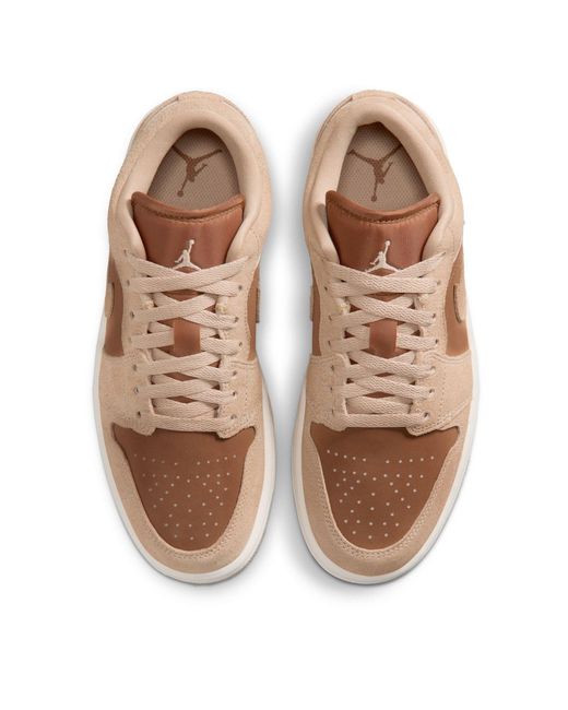 Nike Brown Low-Top Trainers