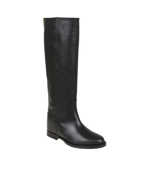 Via Roma 15 Black V Logo Round Toe Boots