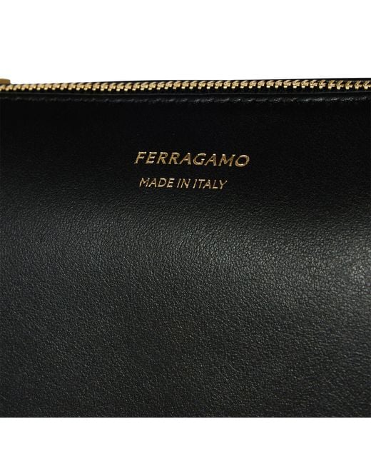 Ferragamo Black Simple Single-Shoulder Bag