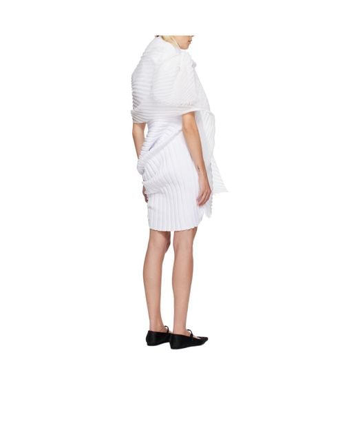 Issey Miyake White Pleated-Edge Scarf